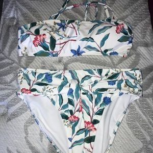 Daisy Fuentes two piece swimsuit